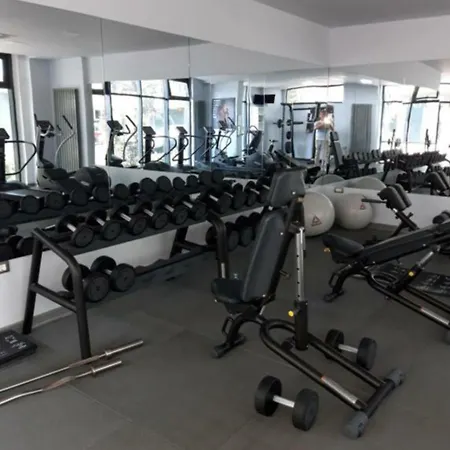 Lejlighed Bellview Alezzi & Piscina Incalzita Sauna Gym Parkinng Năvodari